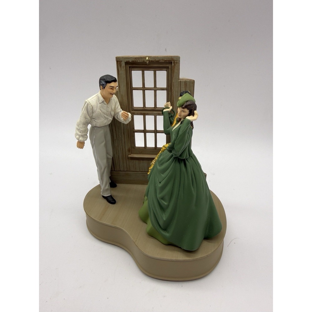Hallmark GWTW Curtain Dress Scarlett & Rhett Audio Works, NO Spinning
